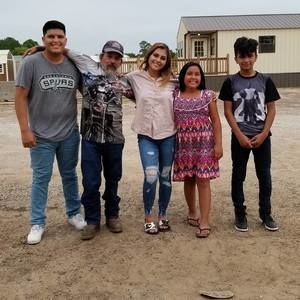 Meet your Posher, Jasmine